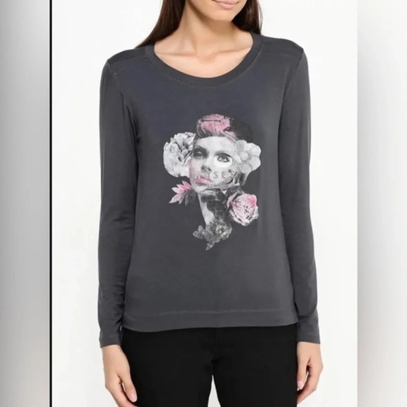 Perfect J Womans T Shirt Scoop Neck Long Sleeve Print Basic Stretch Top M NWT - Picture 1 of 11